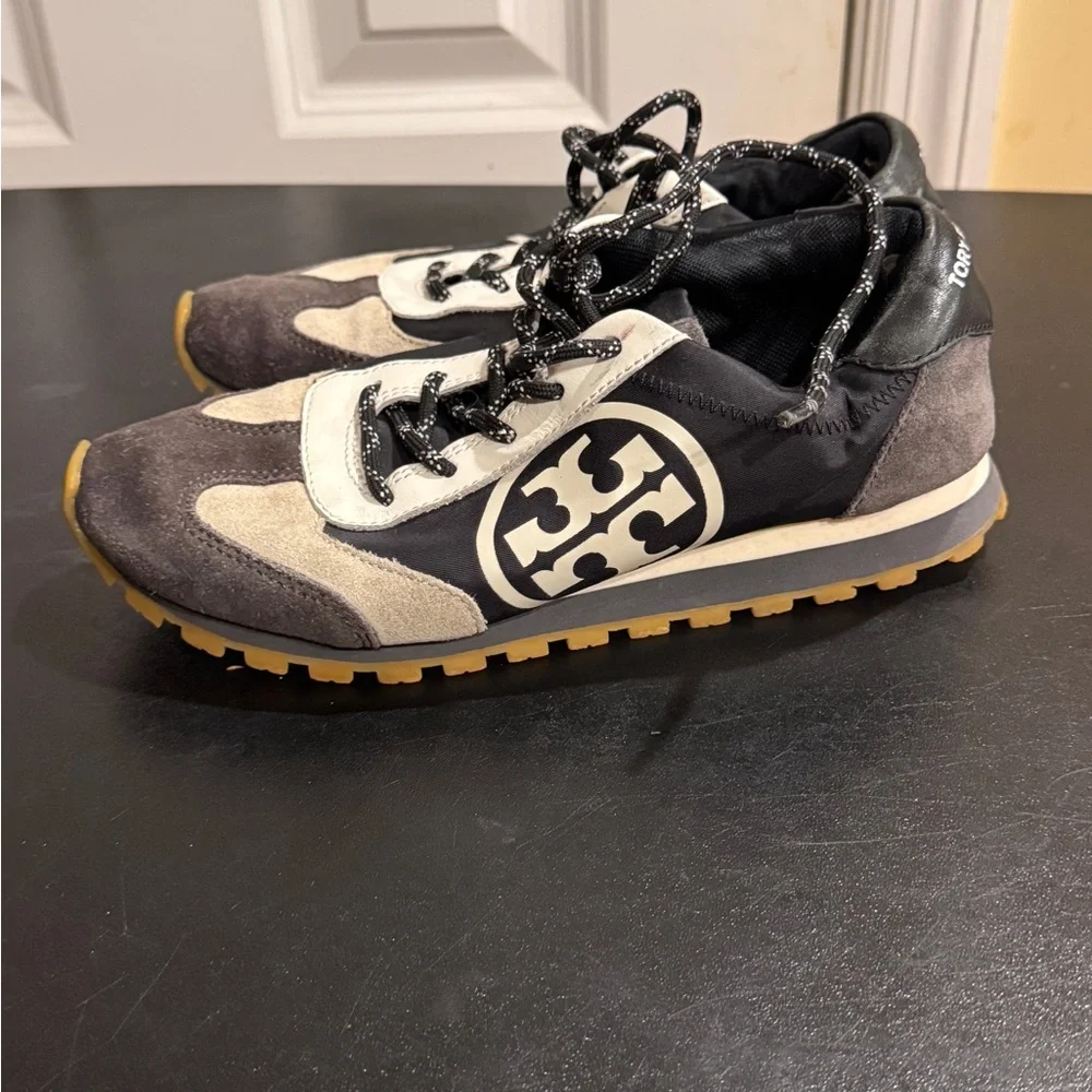 Tory Burch Black and Cream Women's Annie nylon suede runner Sneakers size 6